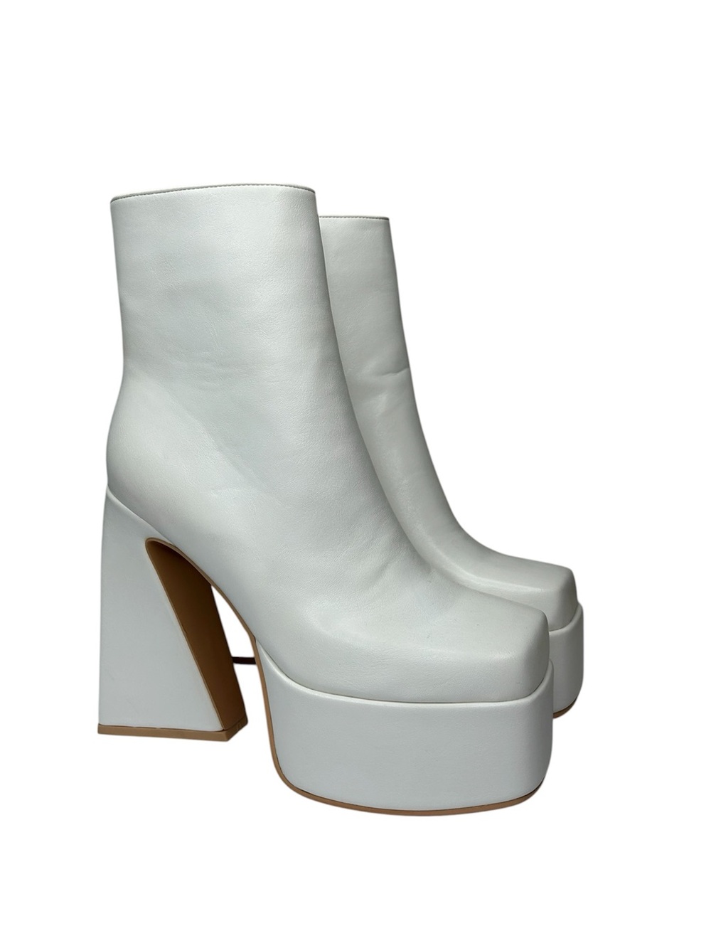 New without box wetkiss White Platform Boots Platform Chunky Ankle Boots 8